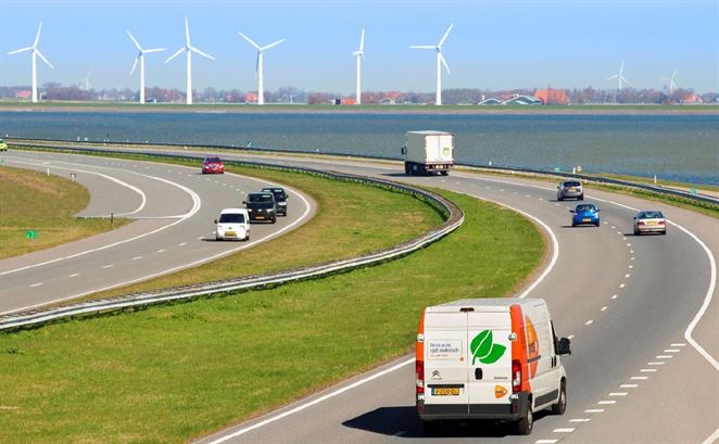 PostNL využíva elektrické vozidlá